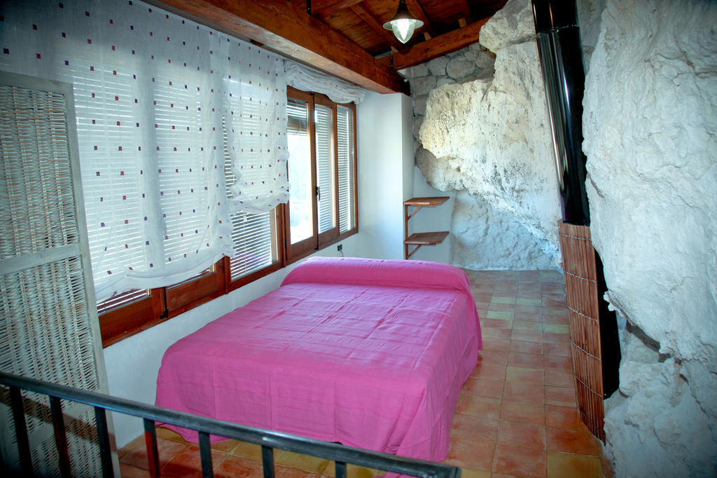 Casa Rural La Bodeguilla Alcala del Jucar Oda fotoğraf