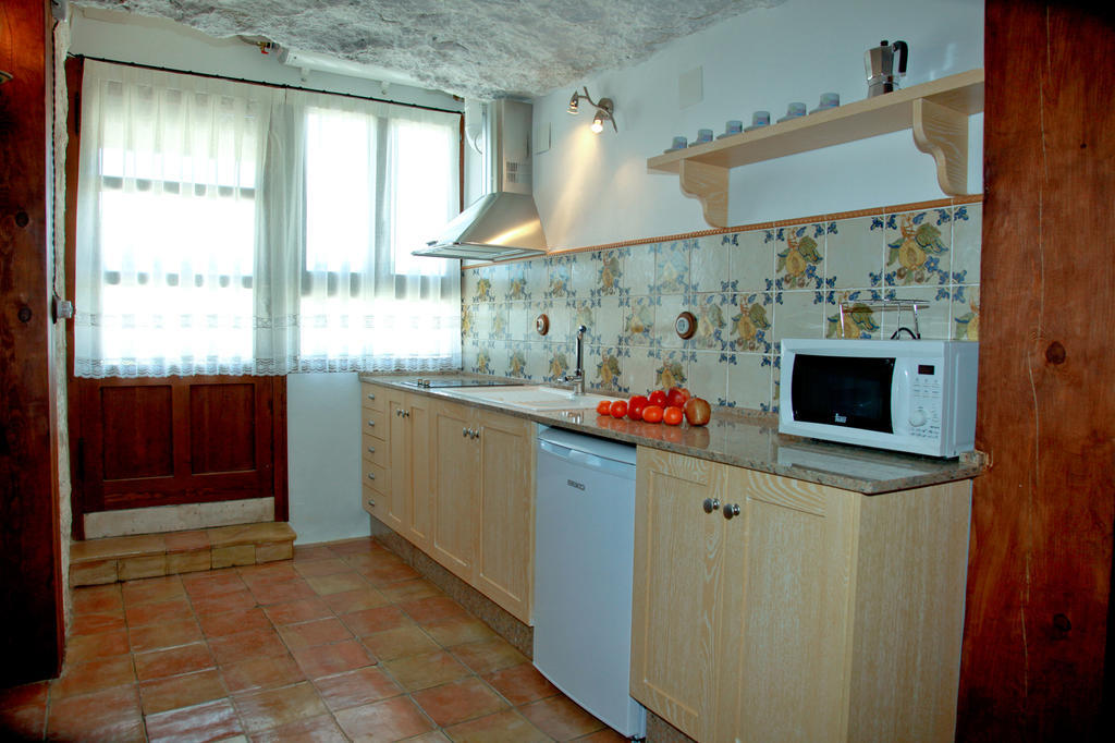 Casa Rural La Bodeguilla Alcala del Jucar Oda fotoğraf