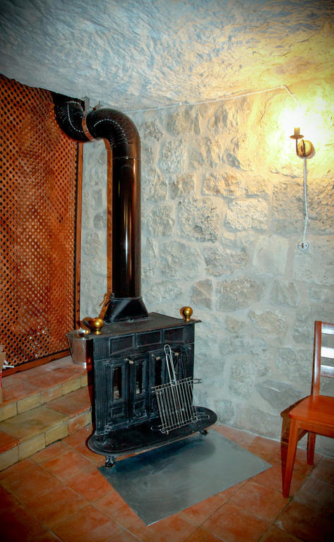Casa Rural La Bodeguilla Alcala del Jucar Oda fotoğraf